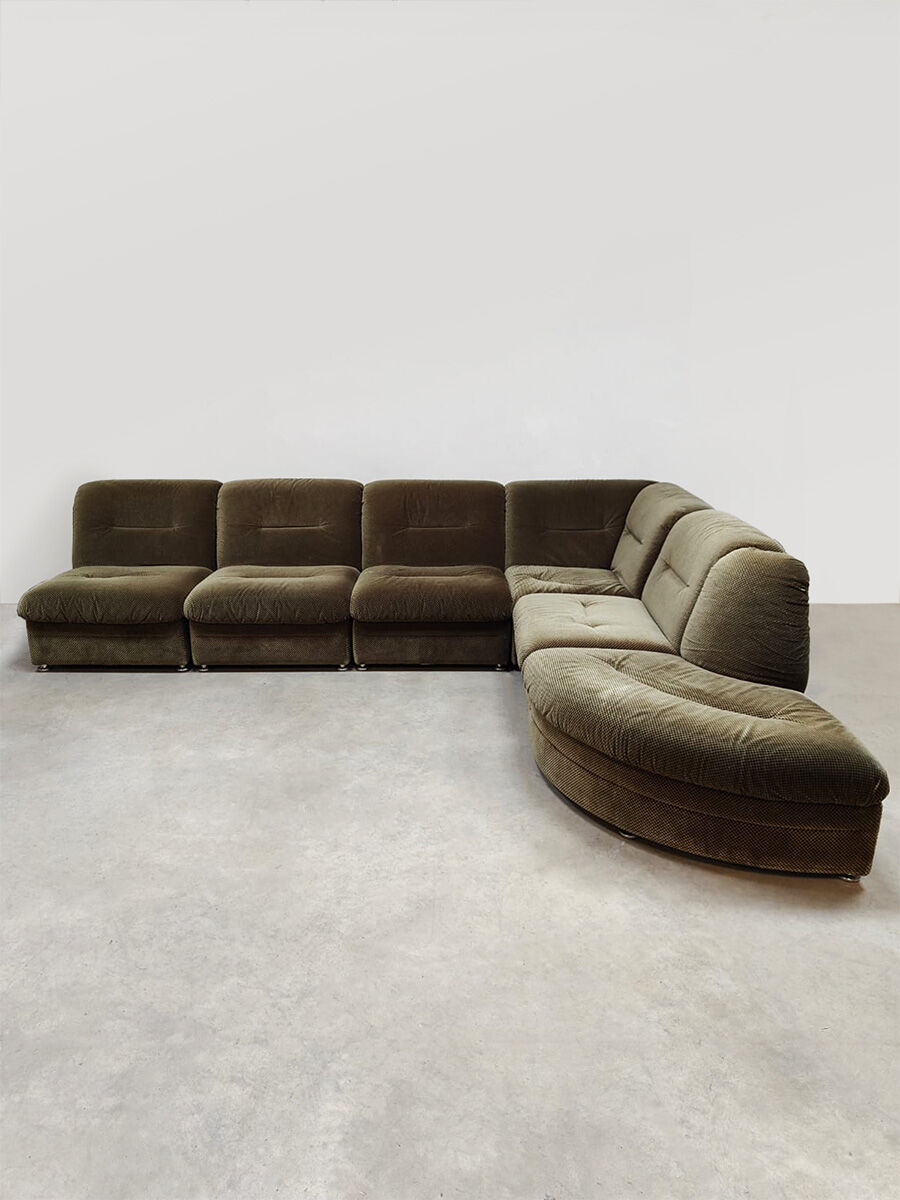 Canapé modulable vintage en velours vert olive