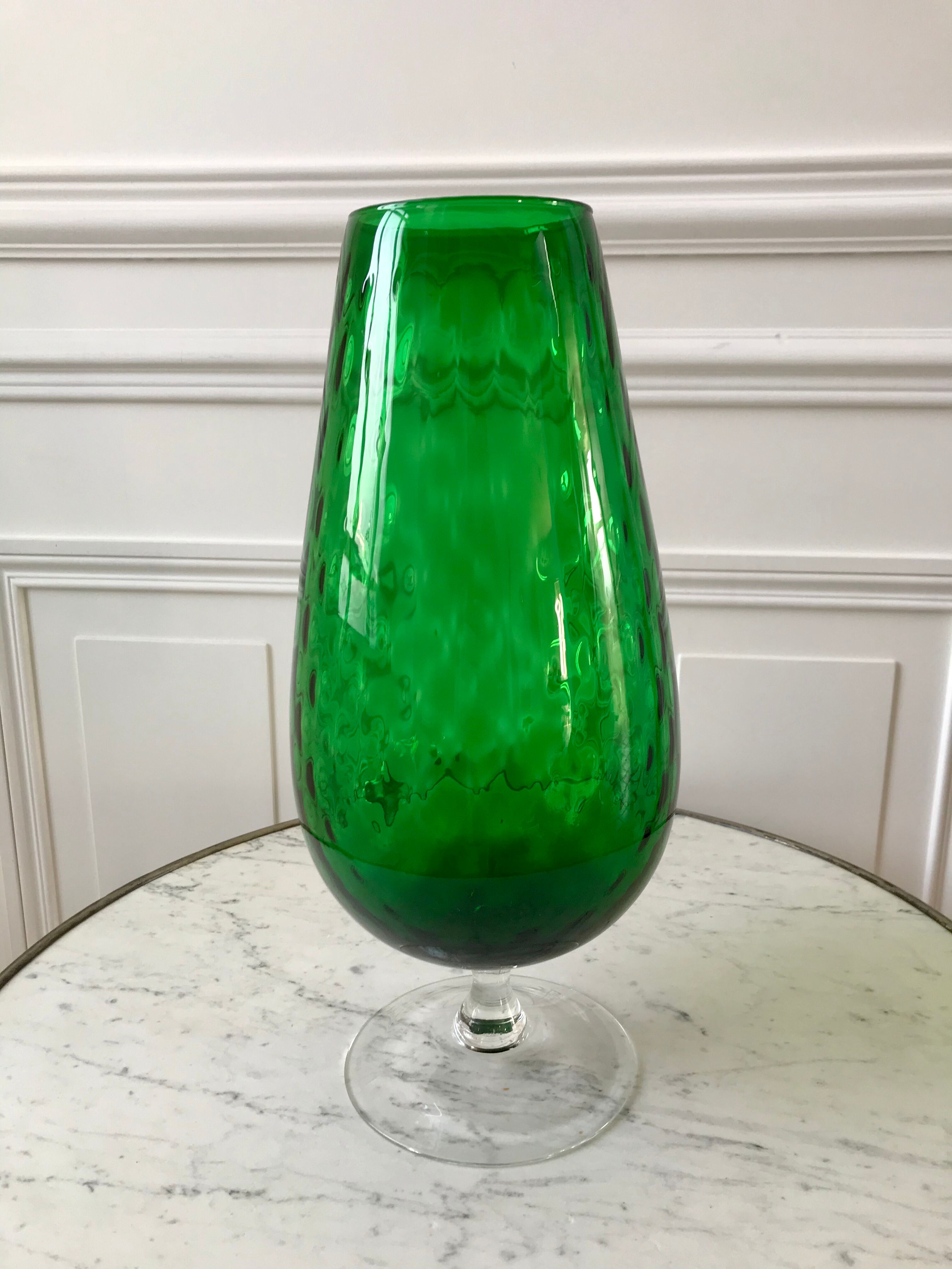 Vase in green Italian glass  70s