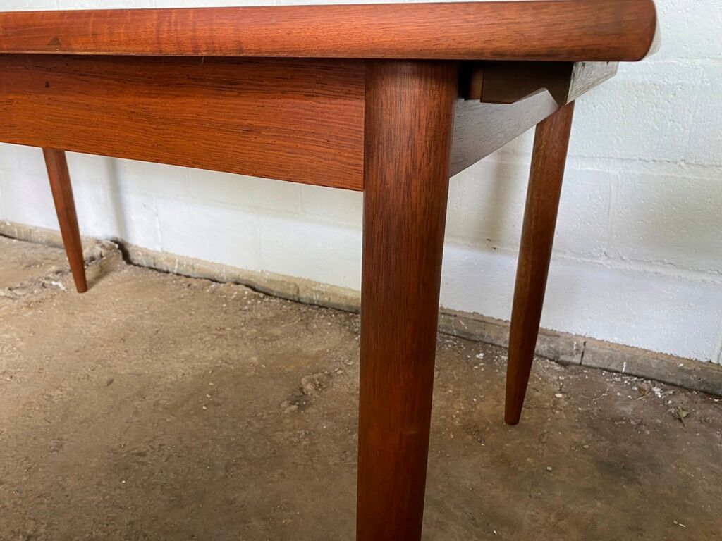 Scandinavian table in teak and rosewood vintage 60s