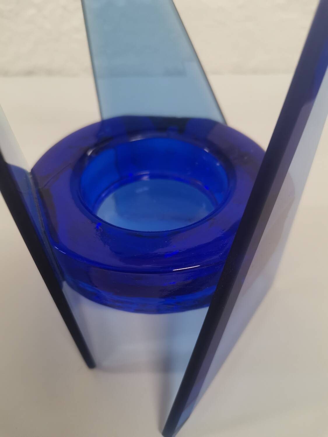 Tealight holder