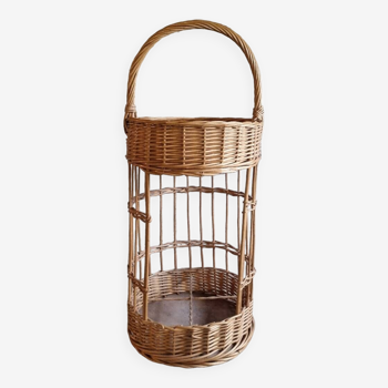 Rattan bottle holder