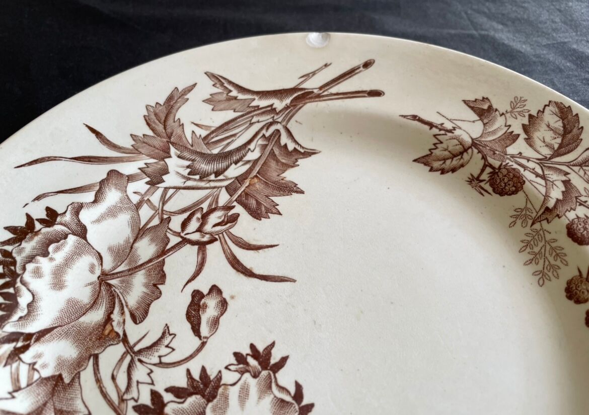 Flat plates iron earth