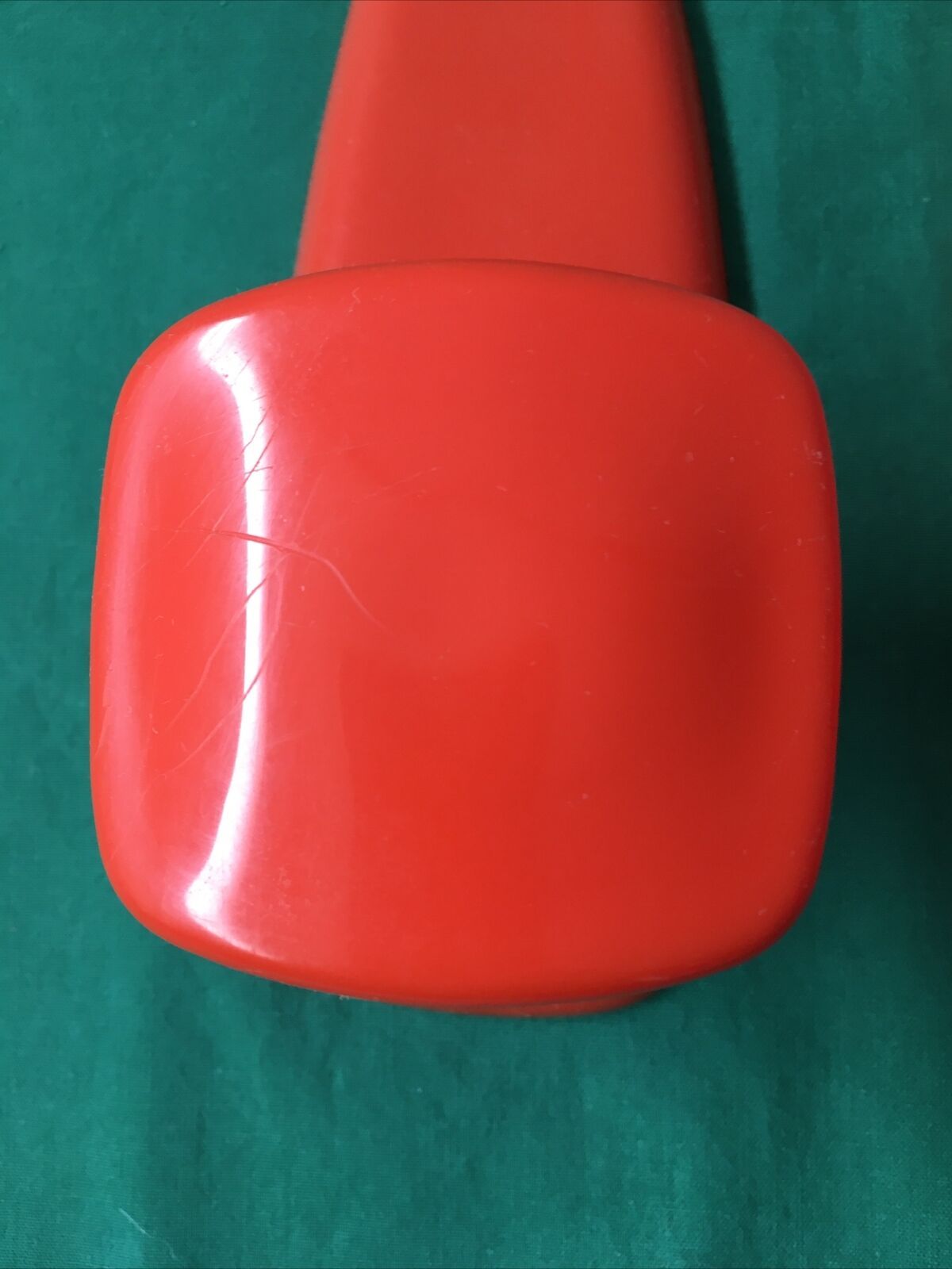 Pair of Patère coat rack Syla France plastic orange design 70s