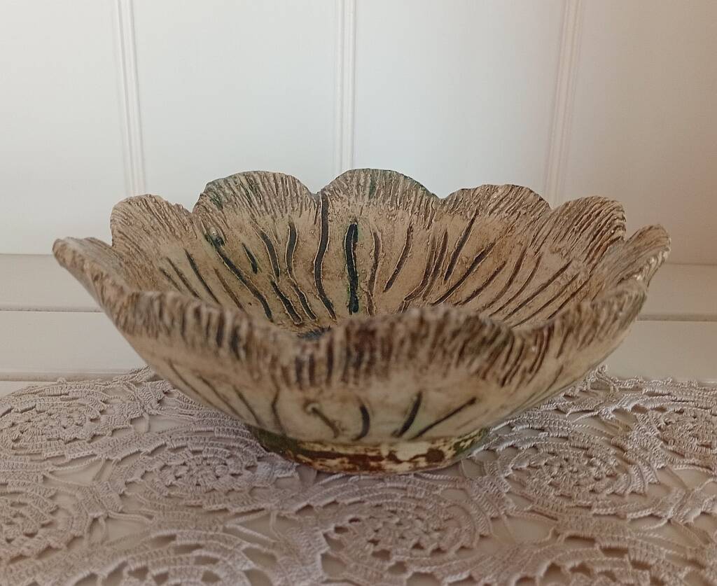 Vintage signed studio pottery flower shaped bowl