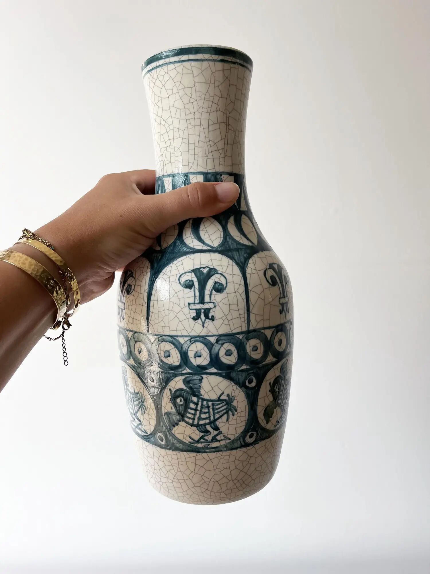 Cracked ceramic vase from the 1960s.