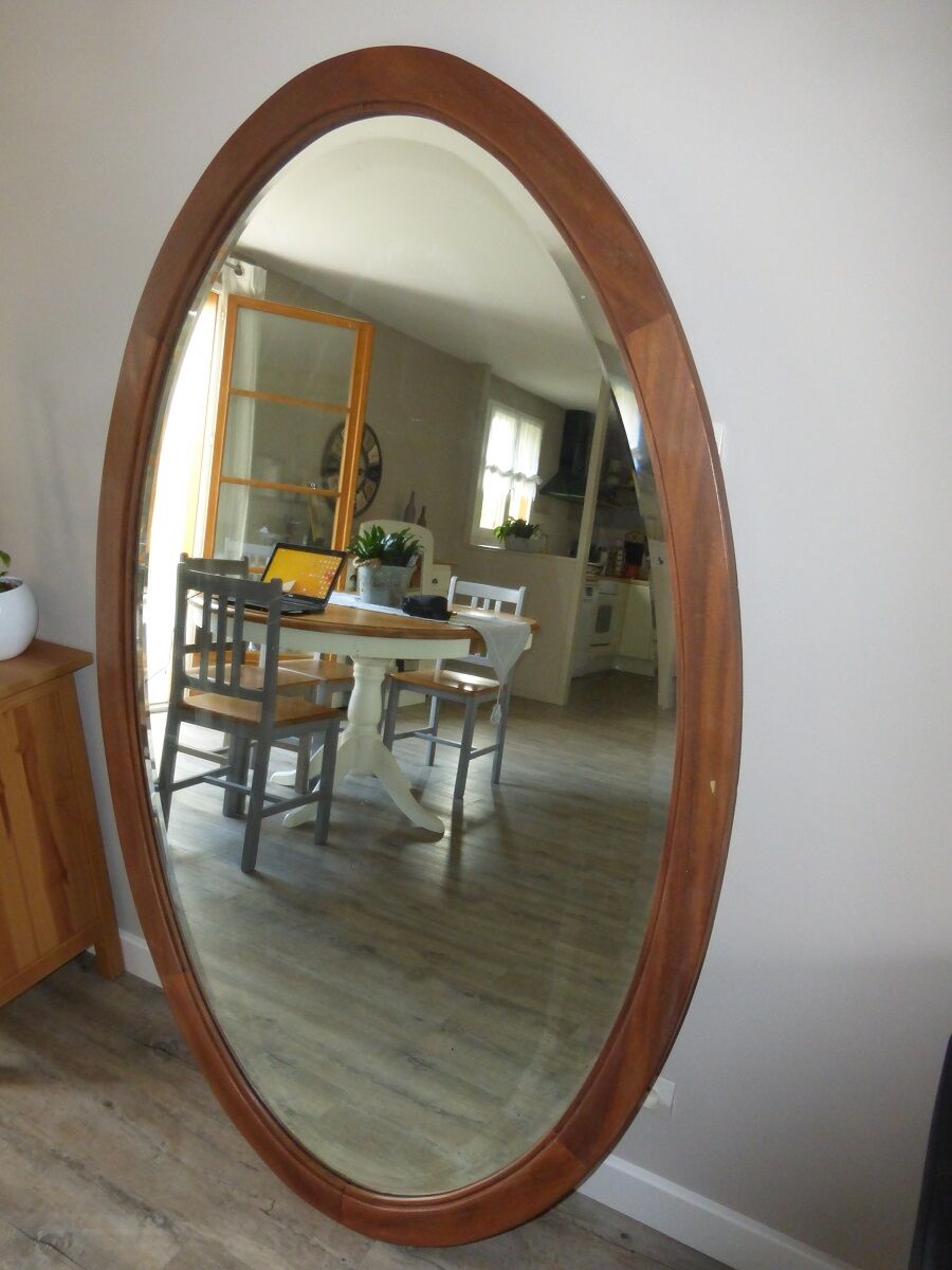 Beveled mirror oval 164x102cm