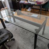 LC6 Corbusier table