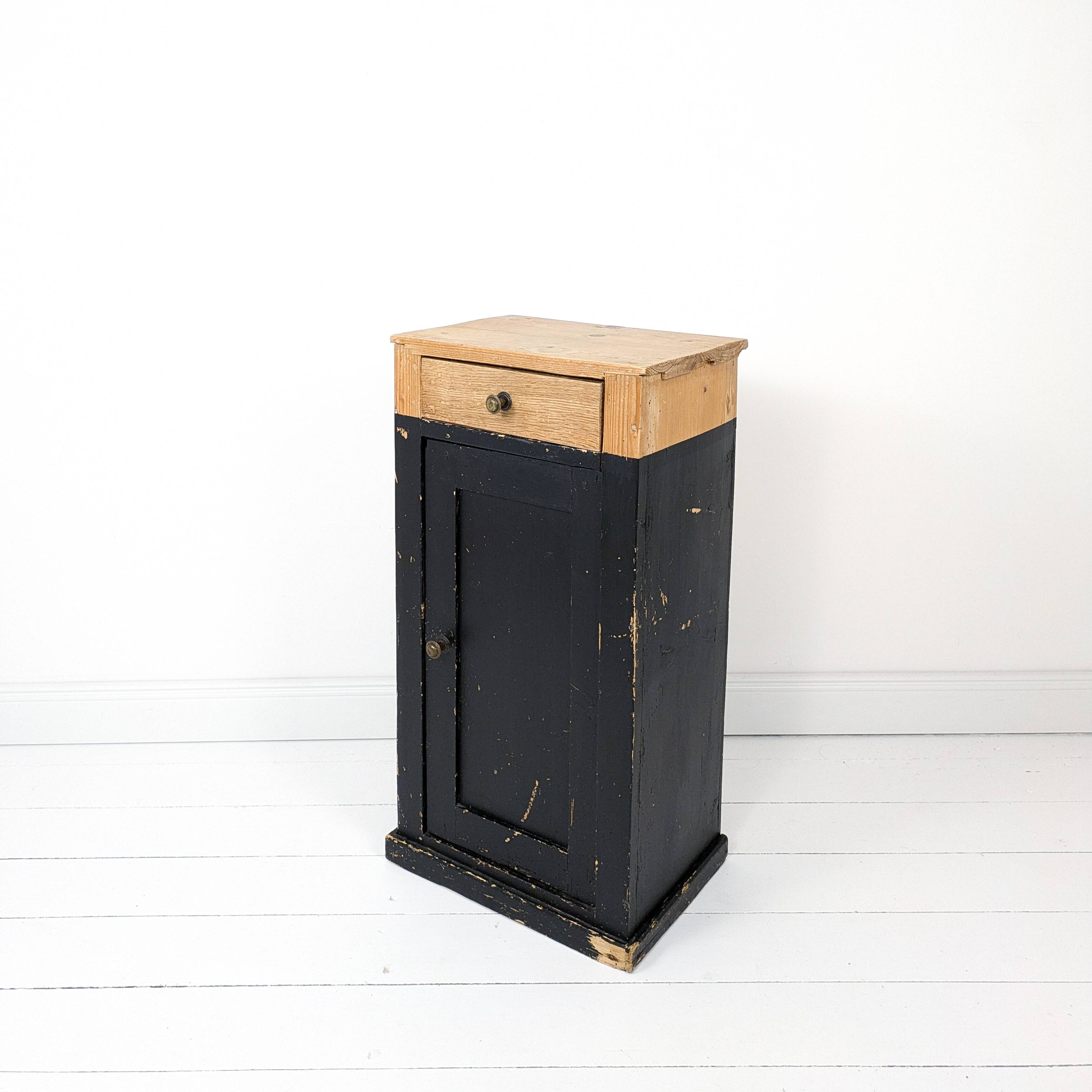 Table de chevet vintage en bois Porte Vieux bois massif Rétro Mid Century Table de chevet Commode Ch