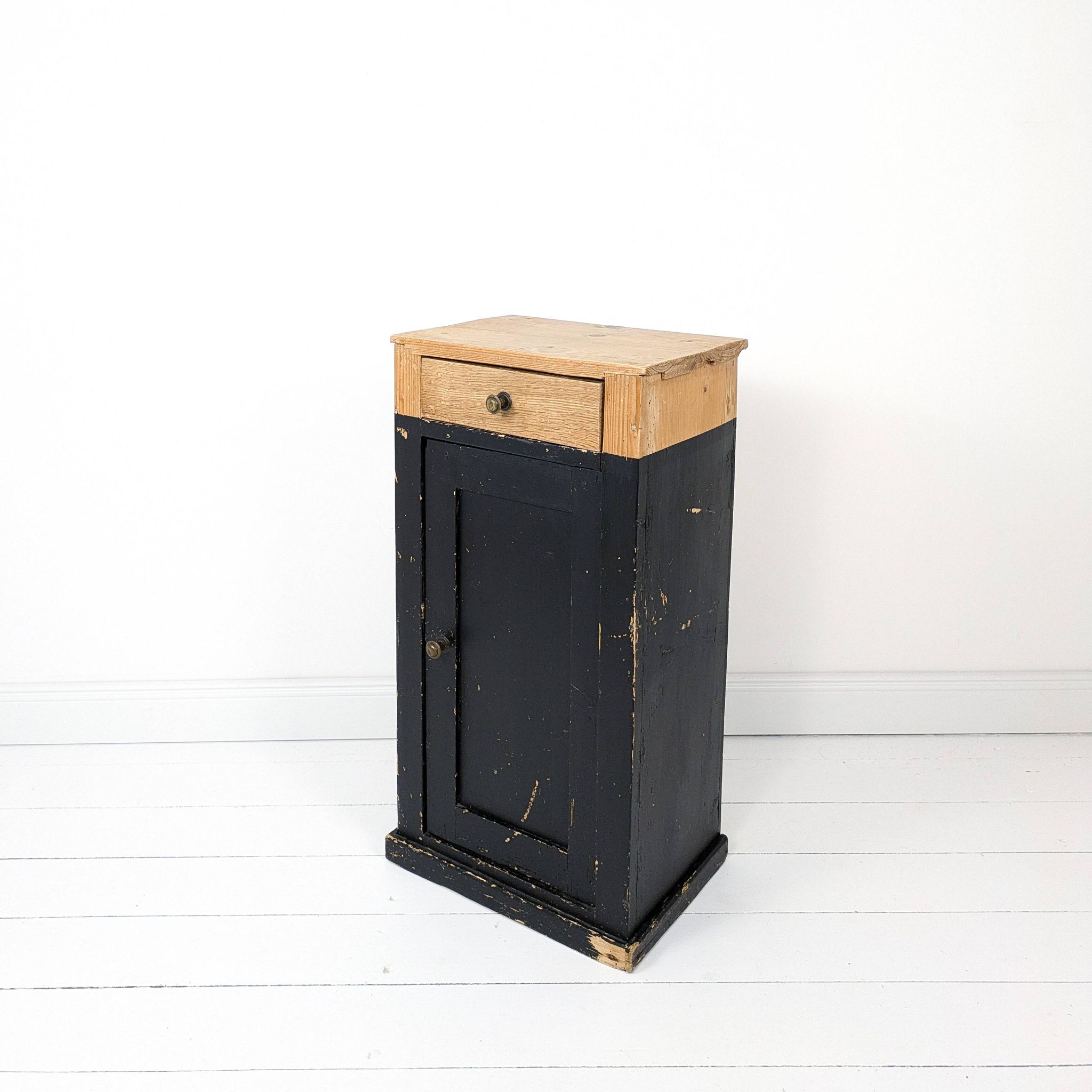 Table de chevet vintage en bois Porte Vieux bois massif Rétro Mid Century Table de chevet Commode Ch