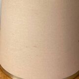 Table lamp in plain pink
