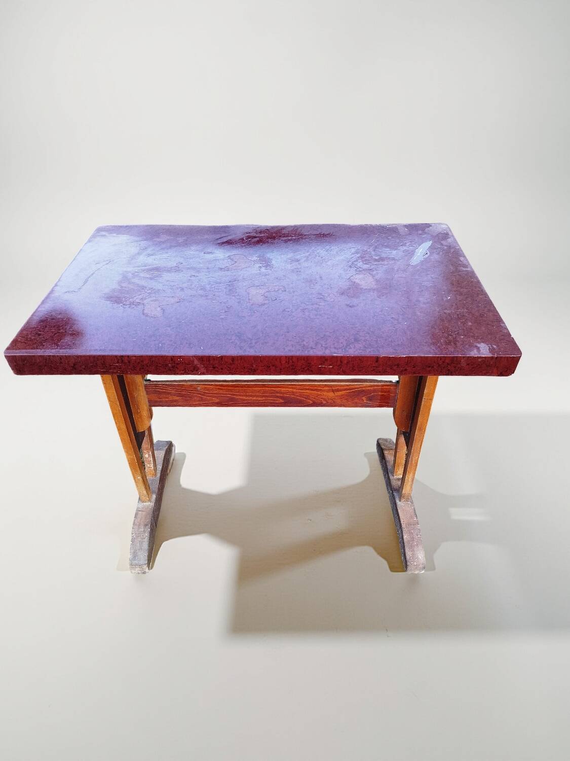 Art Deco bistro table in Bakelite – 1925