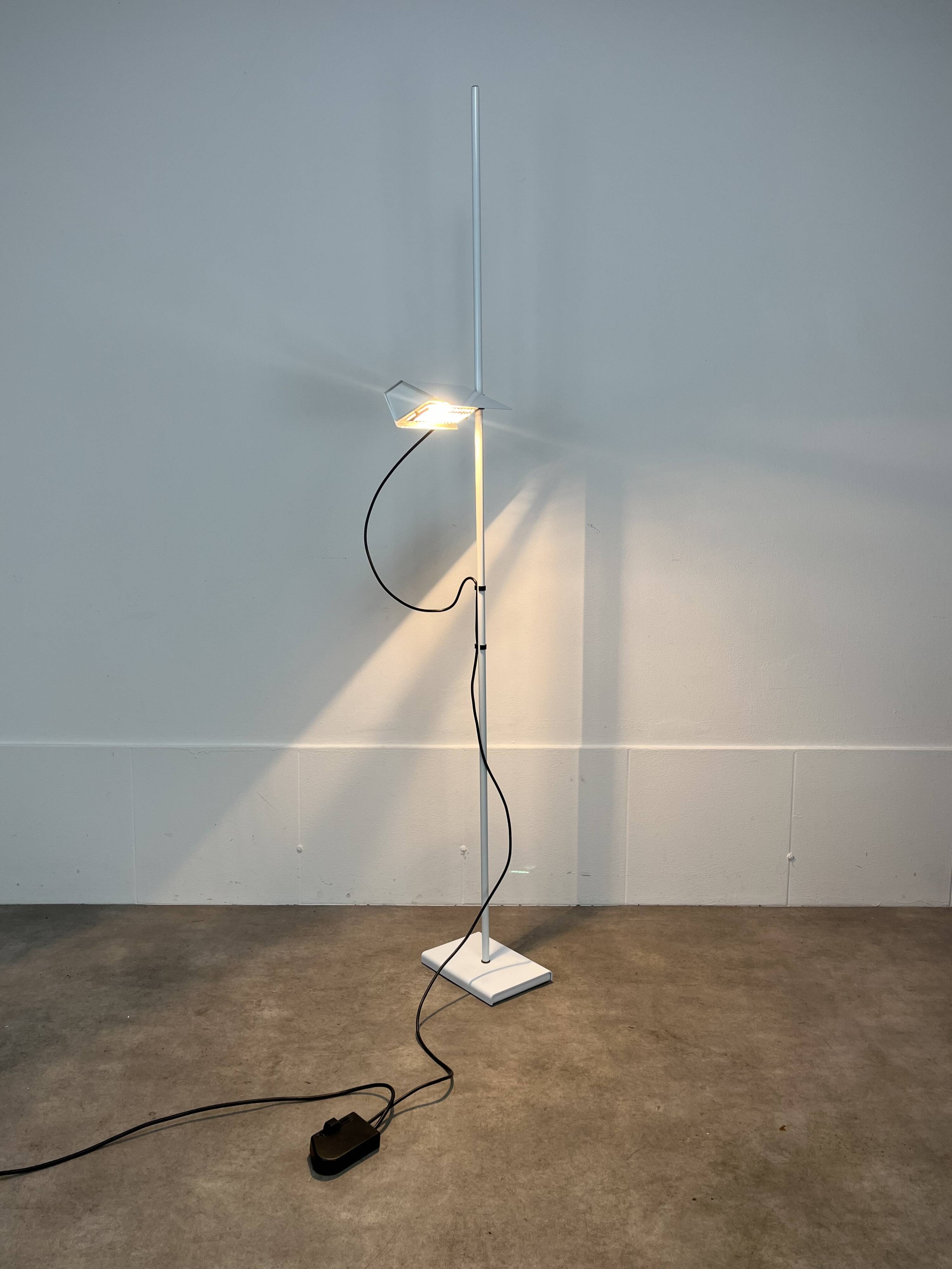 Vintage 70s floor lamp in white metal