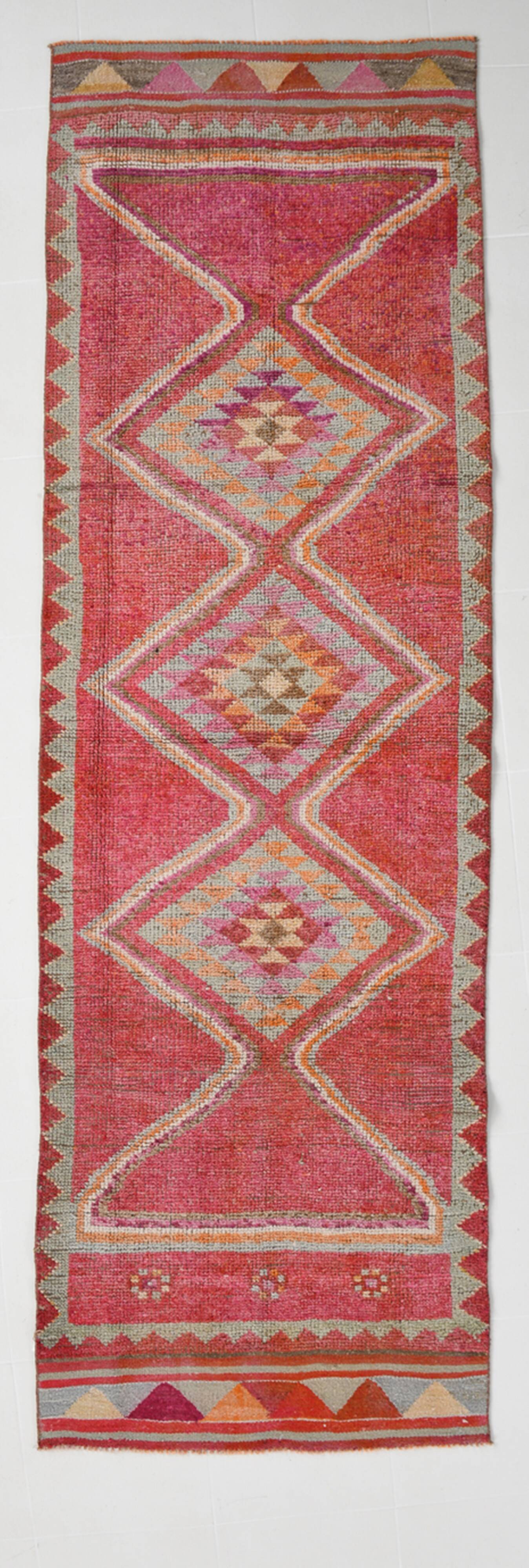 Red & Pink Oriental Vintage Runner Rug, 100x315Cm