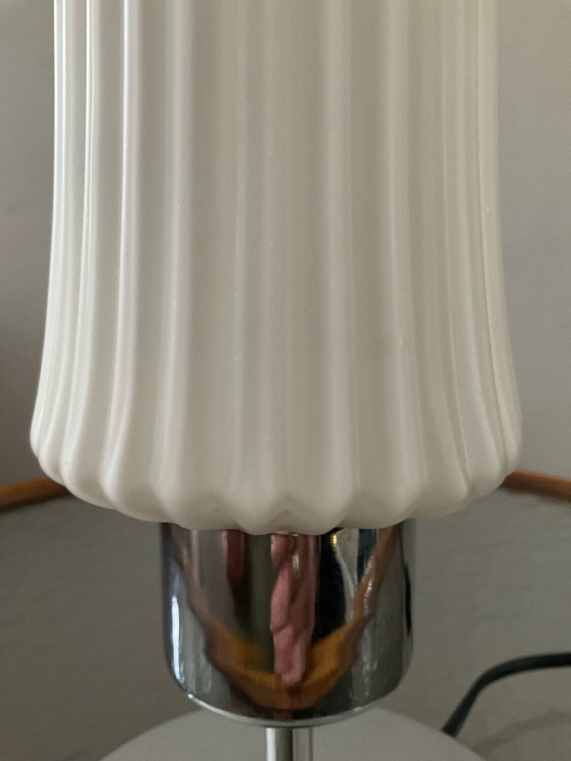 Vintage lamp in opaline glass and chromed metal