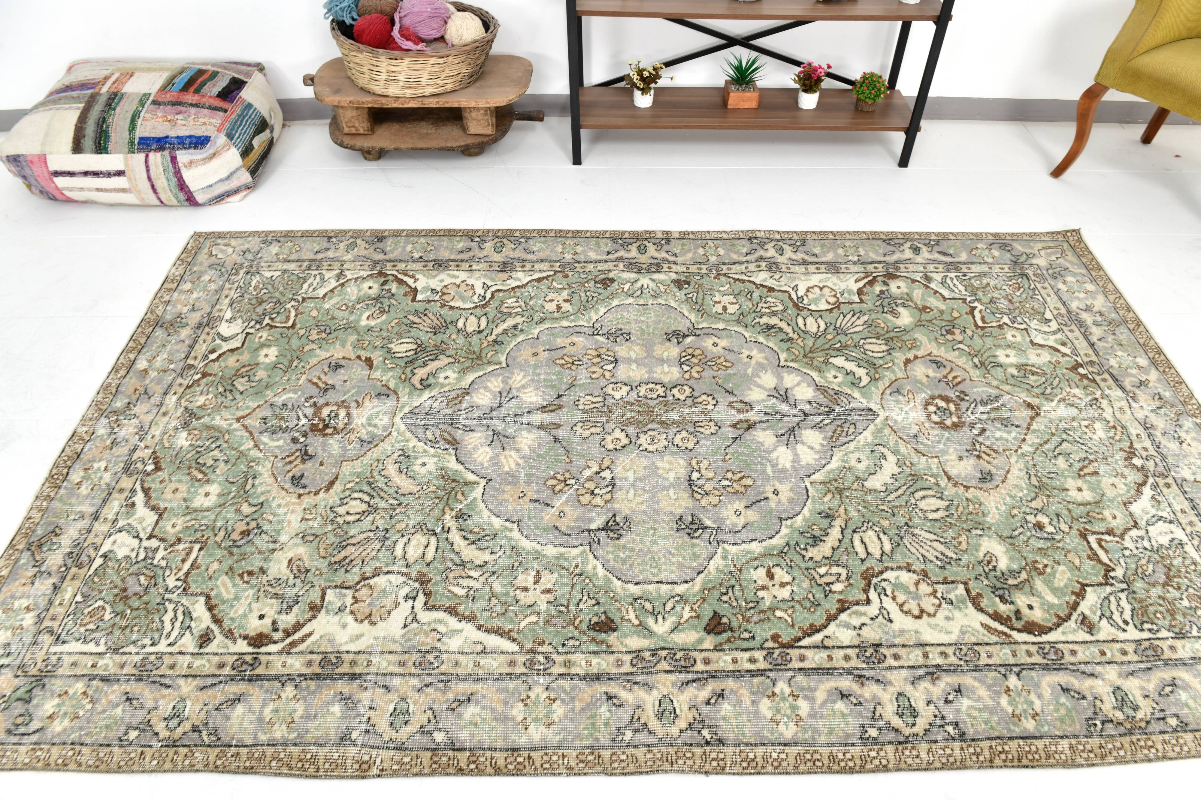 5x9 Sage Green Vintage Oriental Madallion Carpet, 169x280Cm