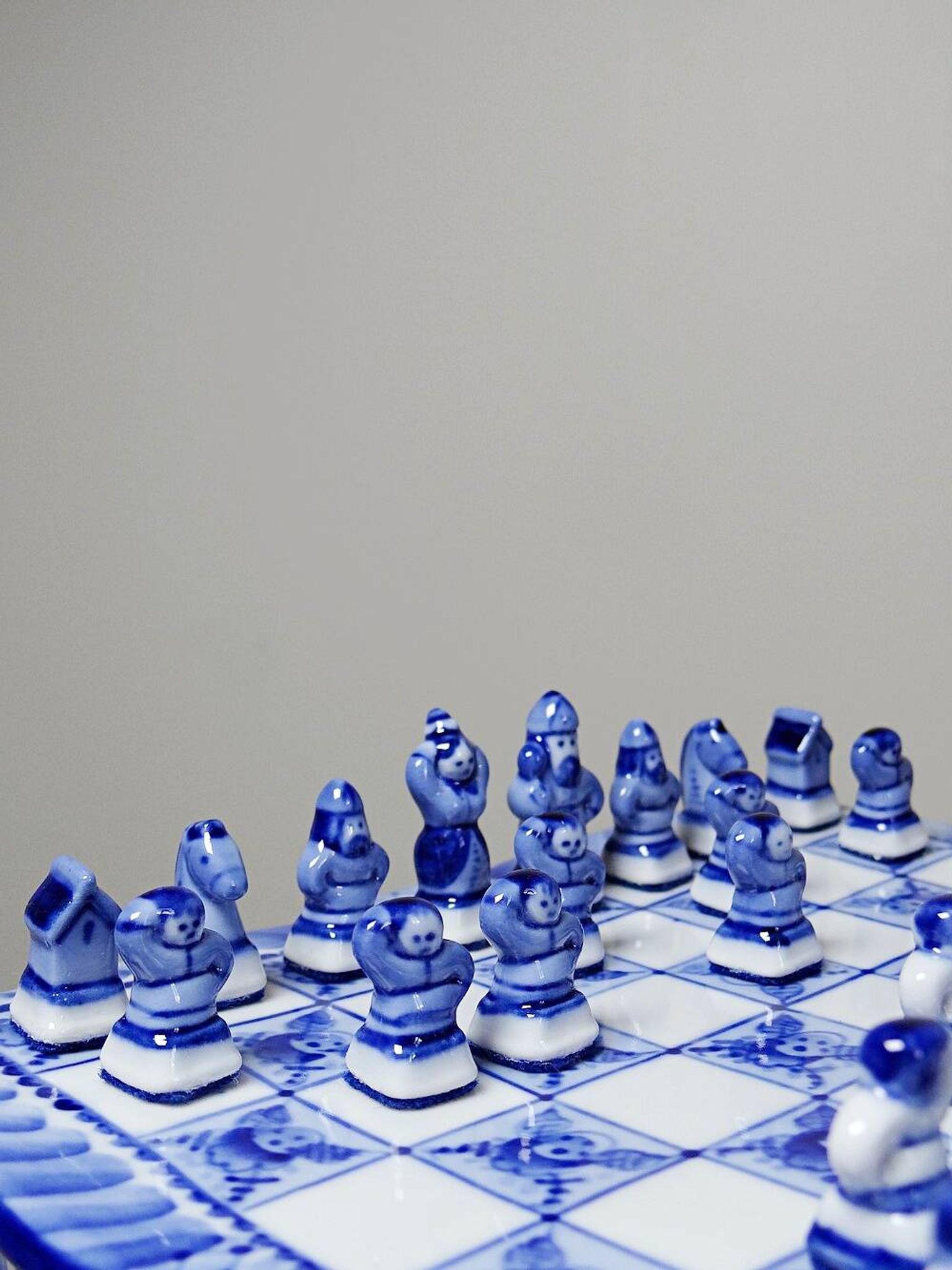 Gzhel porcelain travel chess set signed Yuri Garanin