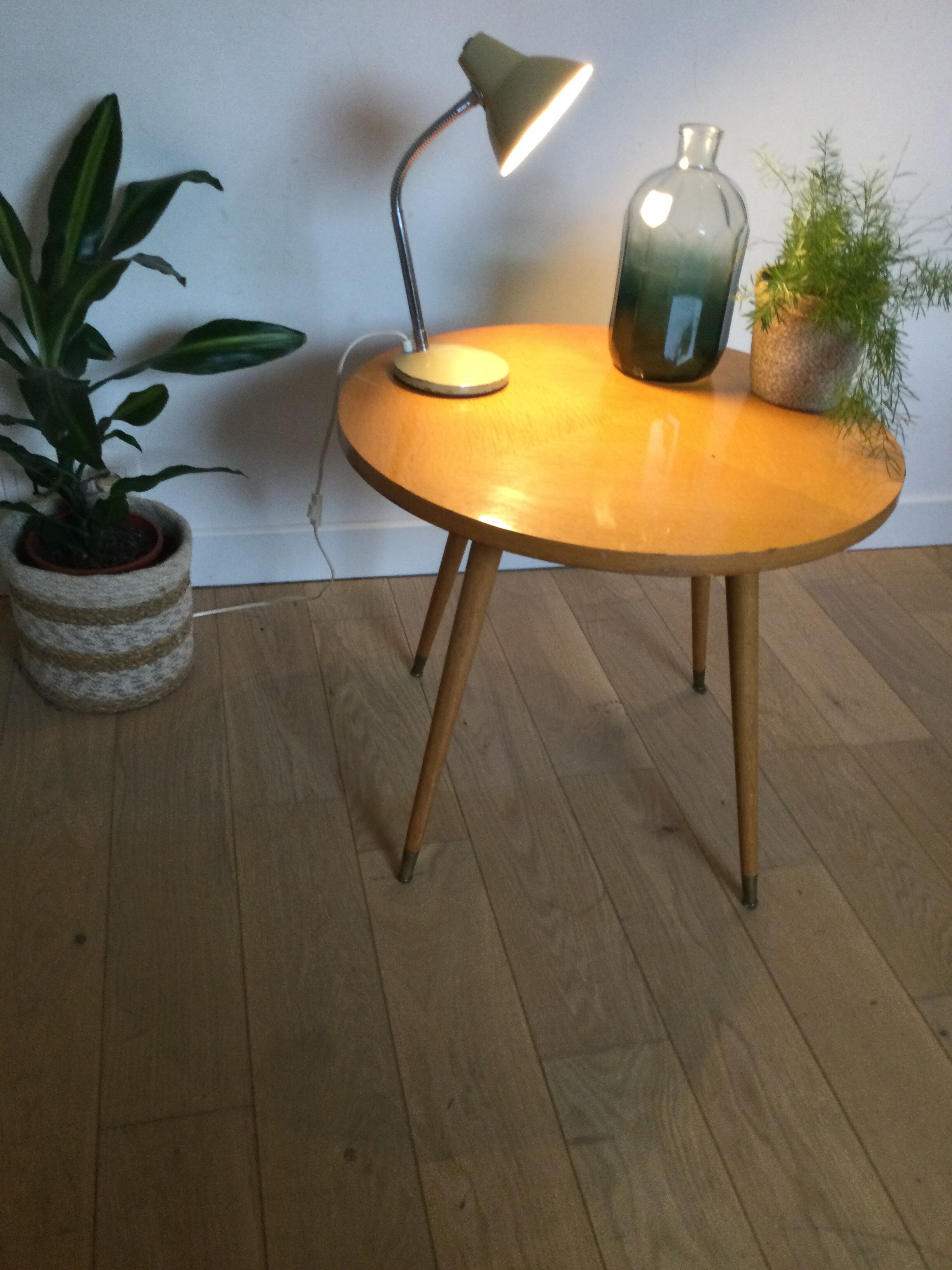 Scandinavian coffee table compass feet