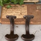 Paire de patères métalliques