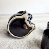 Teapot and cups