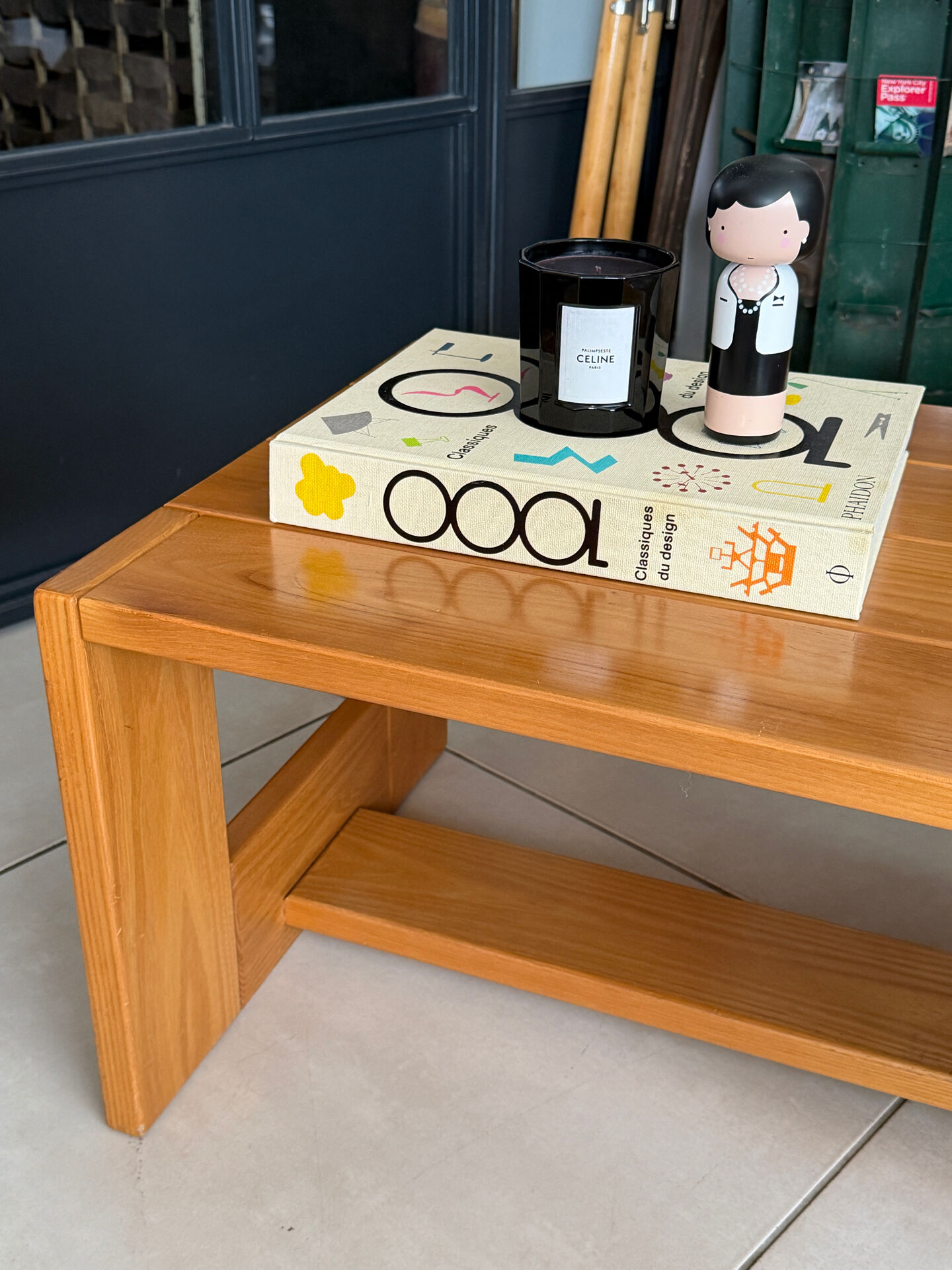 Brutalist coffee table in solid elm — Maison Regain (1970s)
