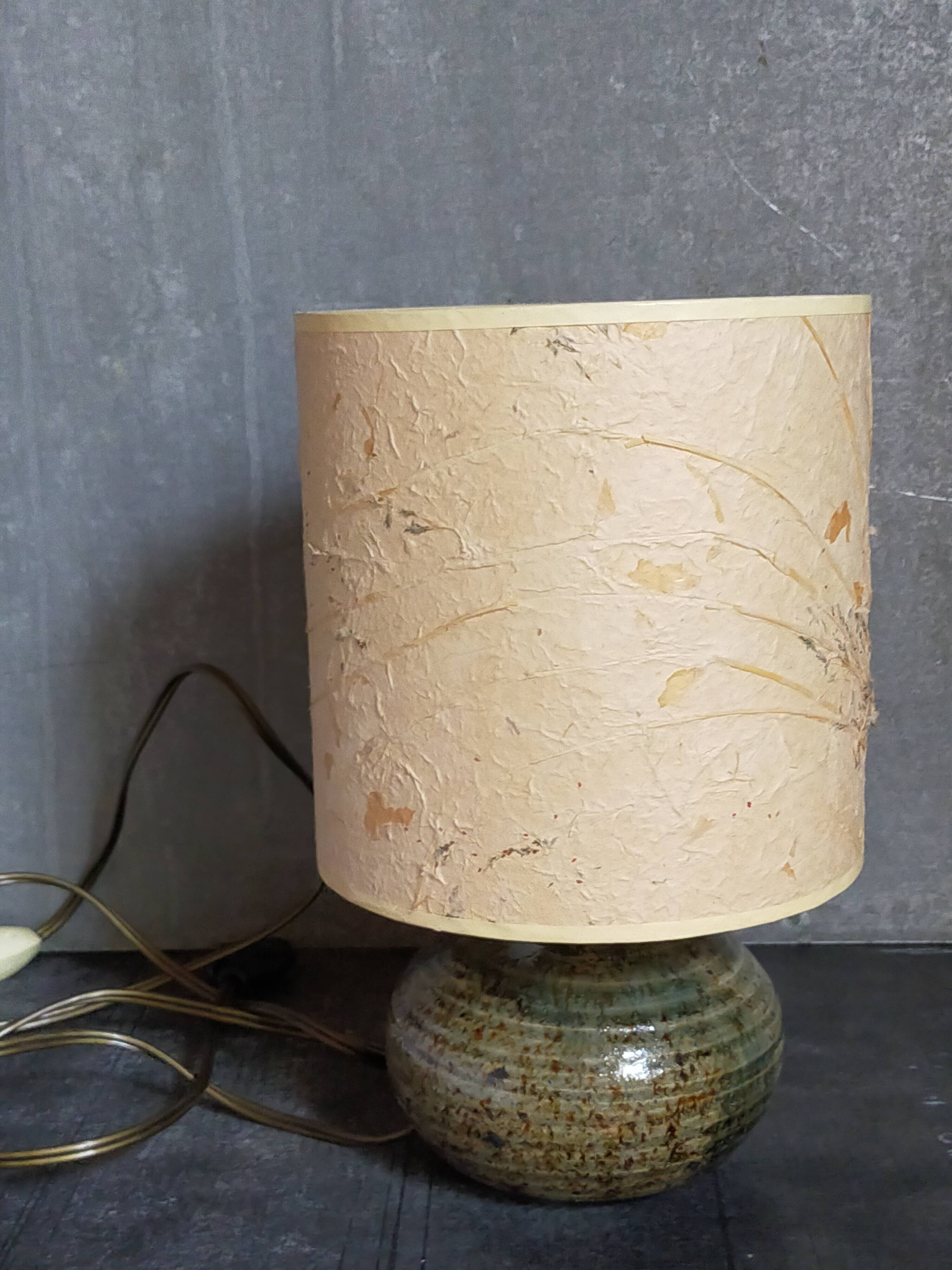 Lampe d'appoint vintage en grès émaillé, abat-jour herbier