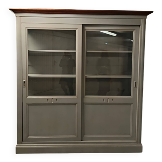 Solid oak dresser