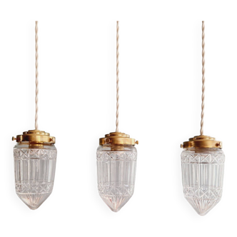 Set of 3 point-cut crystal pendants, early 20th century