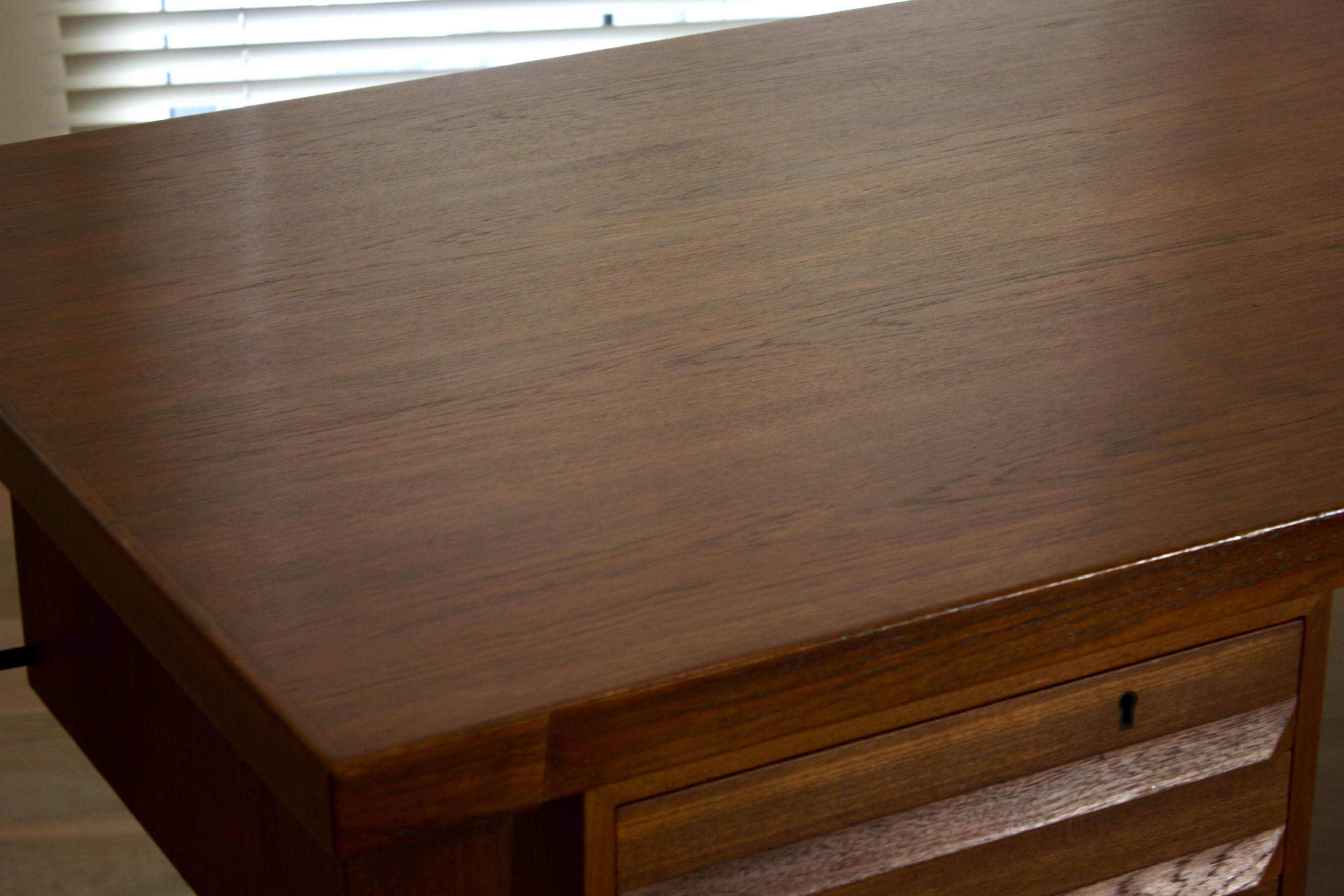 Executive Desk by Kai Kristiansen for Feldballes Møbelfabrik