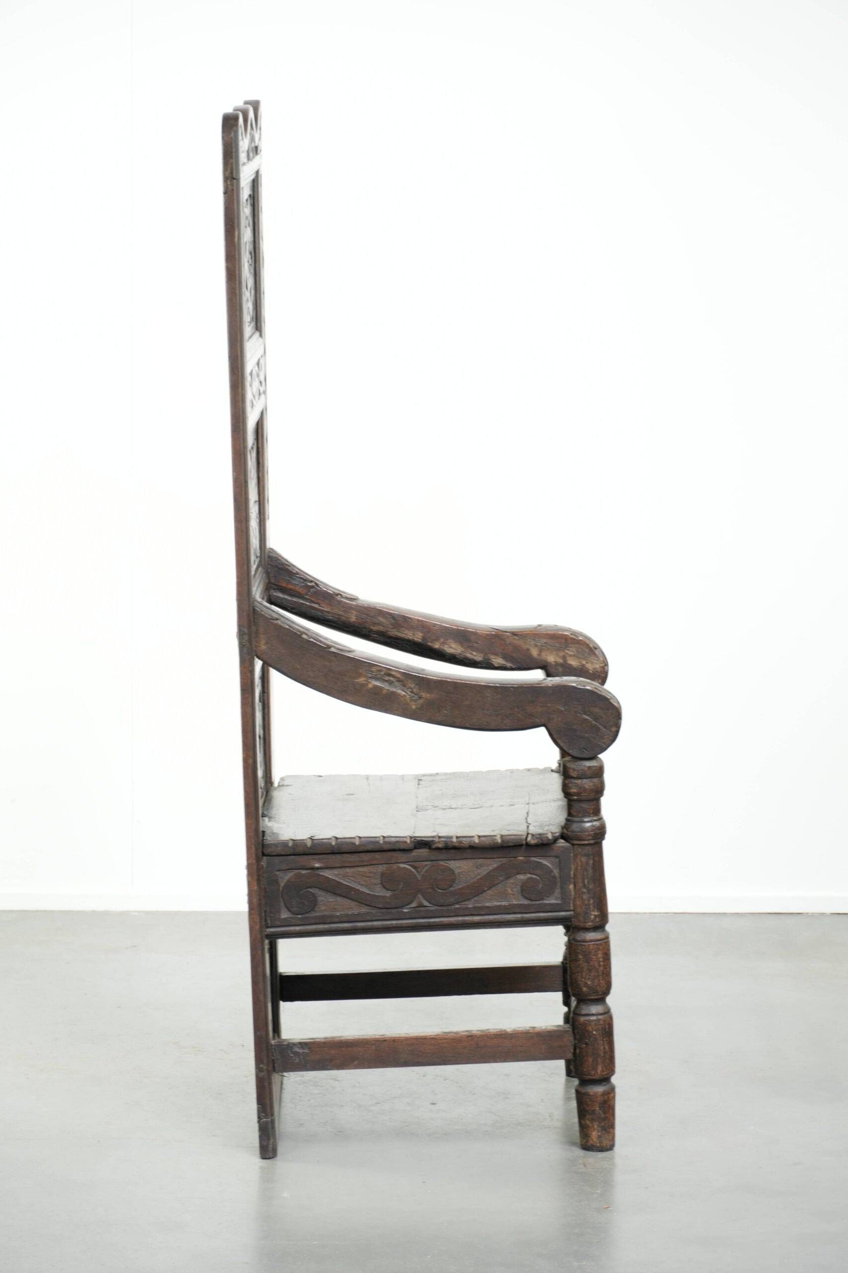 Unique 18th-century English oak wainscot chair with amazing woodcarving
