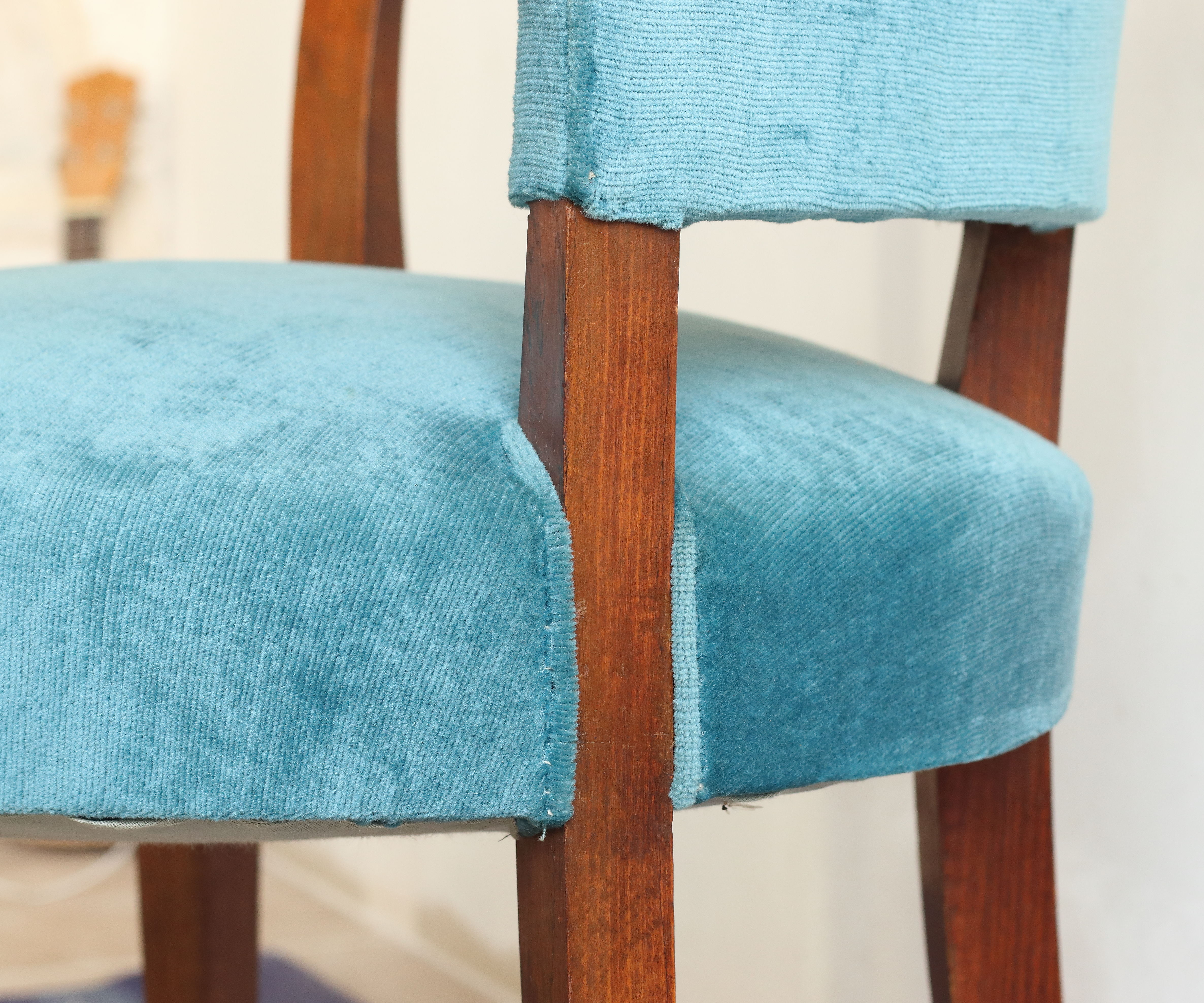 Pair of bridge art deco chairs in blue velvet