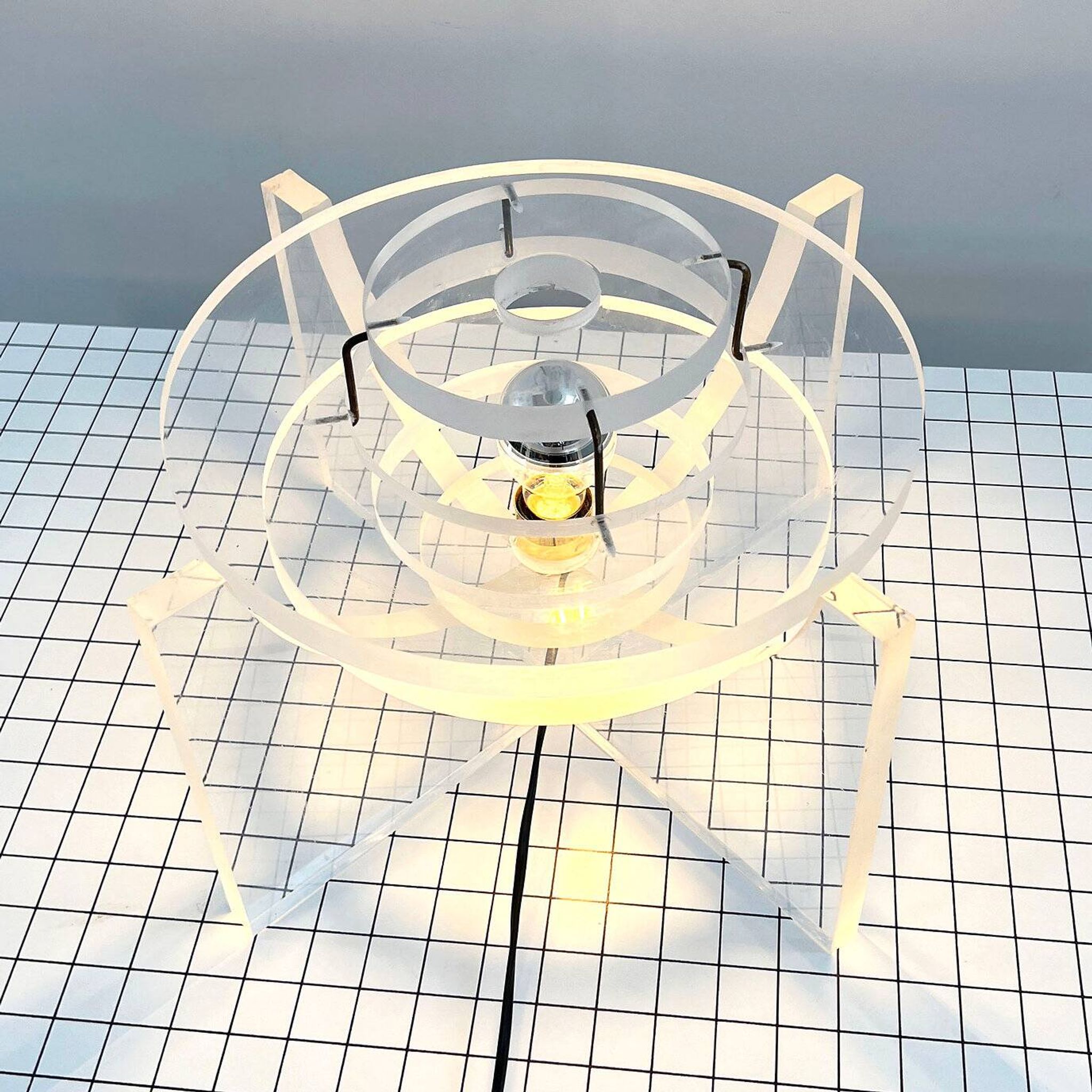 Lampe / Sculpture Italienne en Plexiglas, 1980