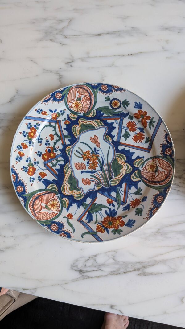 Assiette de Delft, décor ''Le Paon'' 23 cm
