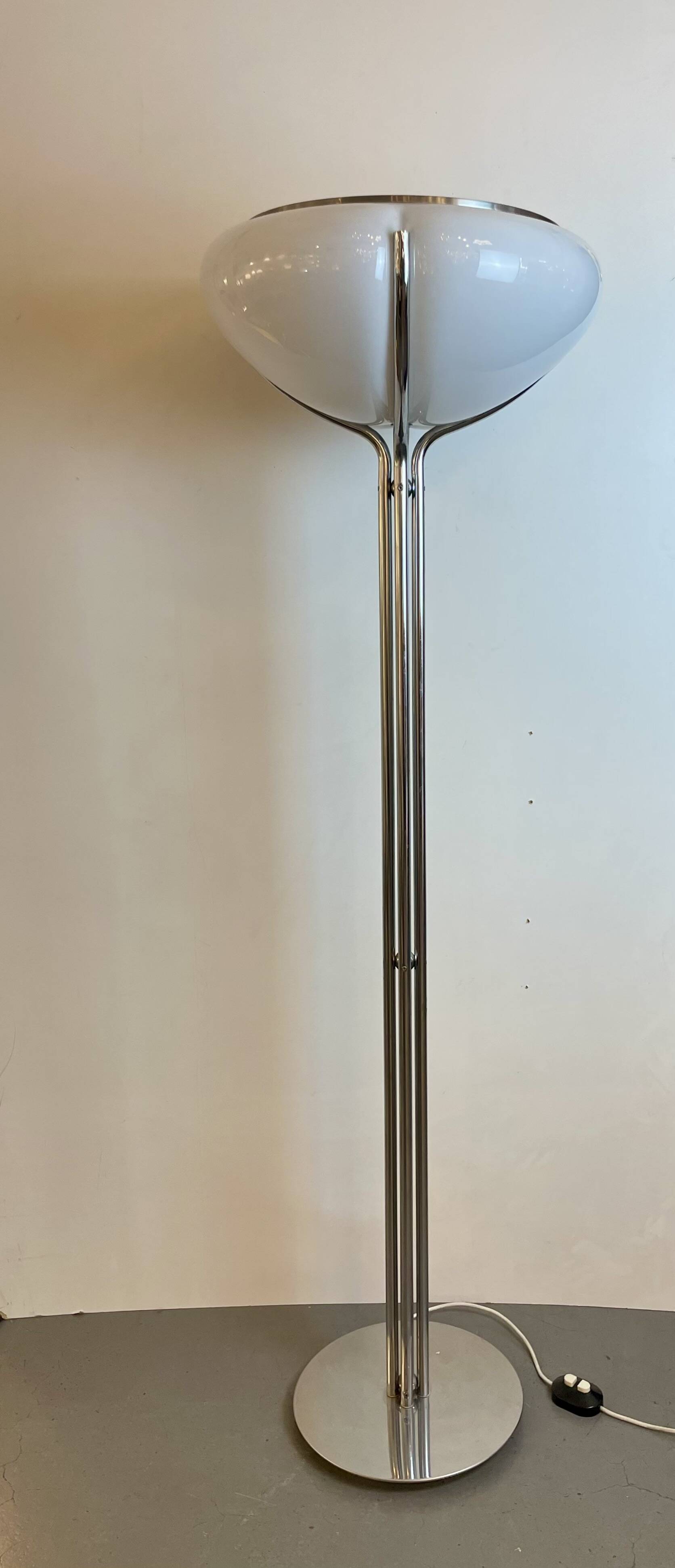 Quadriofoglio, Floor Lamp by Gae Aulenti for Harvey Guzzini, 1970s