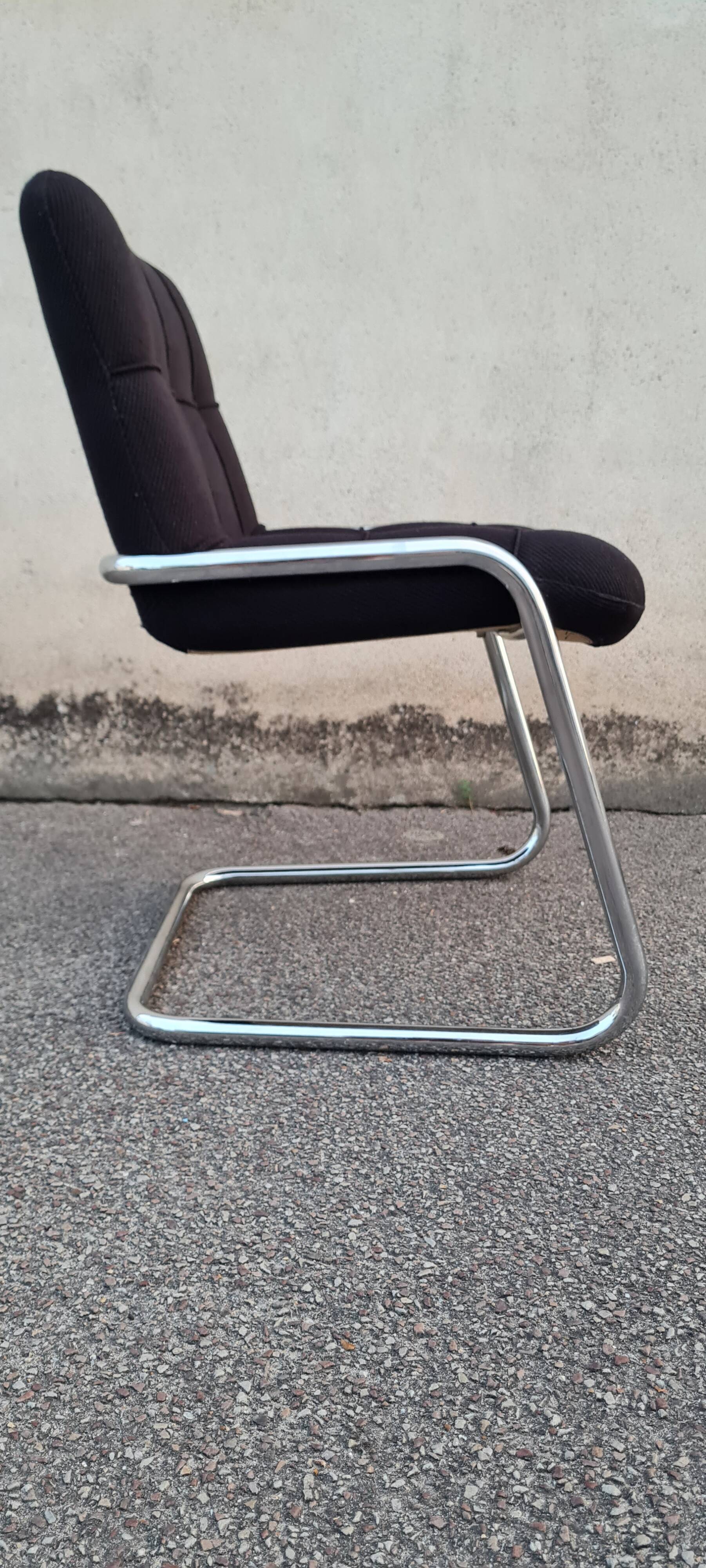 Fauteuils Storm par Yves Christin pour airborne