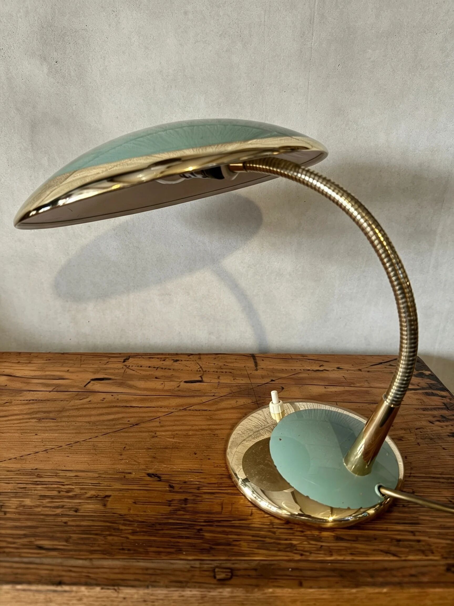 Lampe de table à col de cygne des années 1950 par Hala
