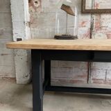 Farm table