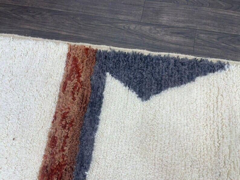 Handmade Berber rug size 1.4/2.6 m