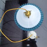 Serrated opaline suspension