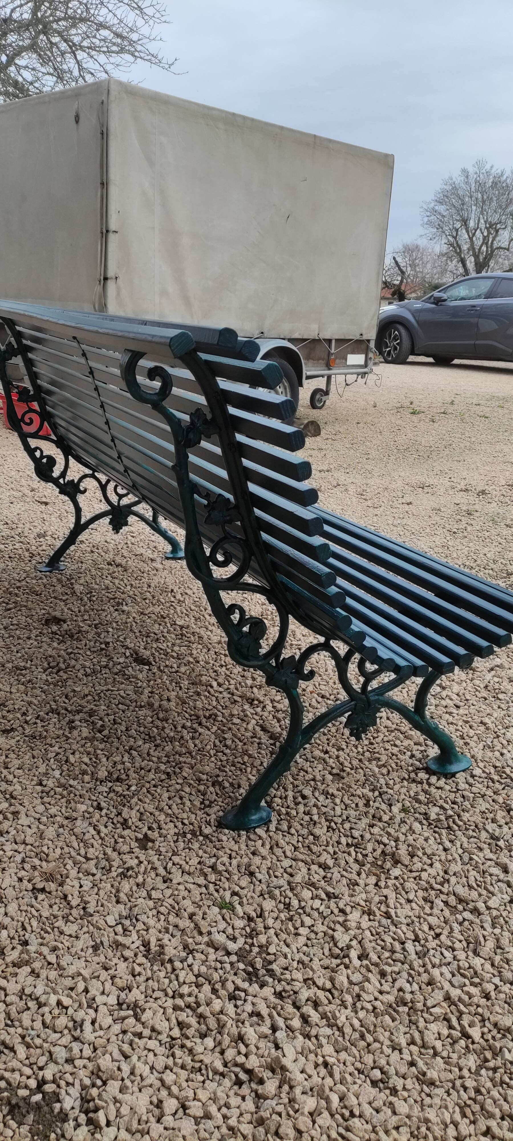 Garden bench