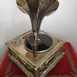 Musical phonogram and lighter