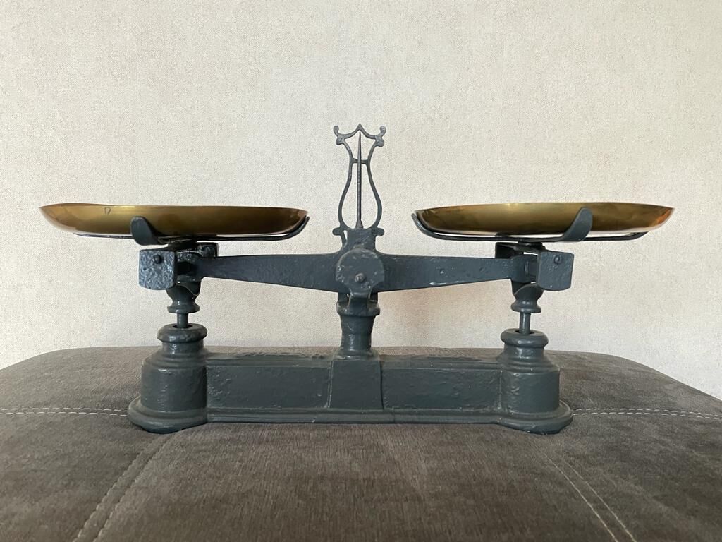 Old scale and its weights