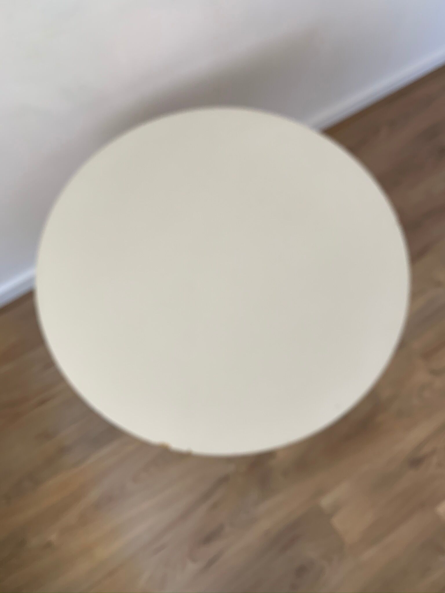 Side table with tulip foot