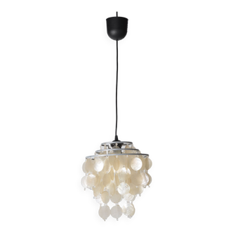 Mother-of-pearl tassels suspension