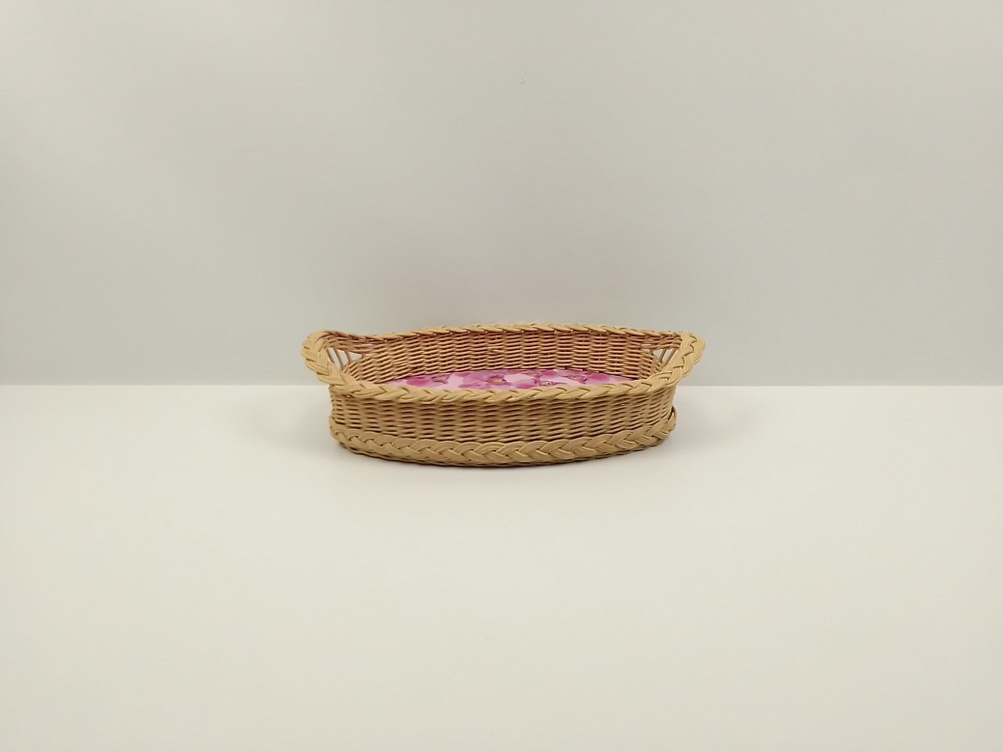 Oval wicker top 2 handles deco orchids