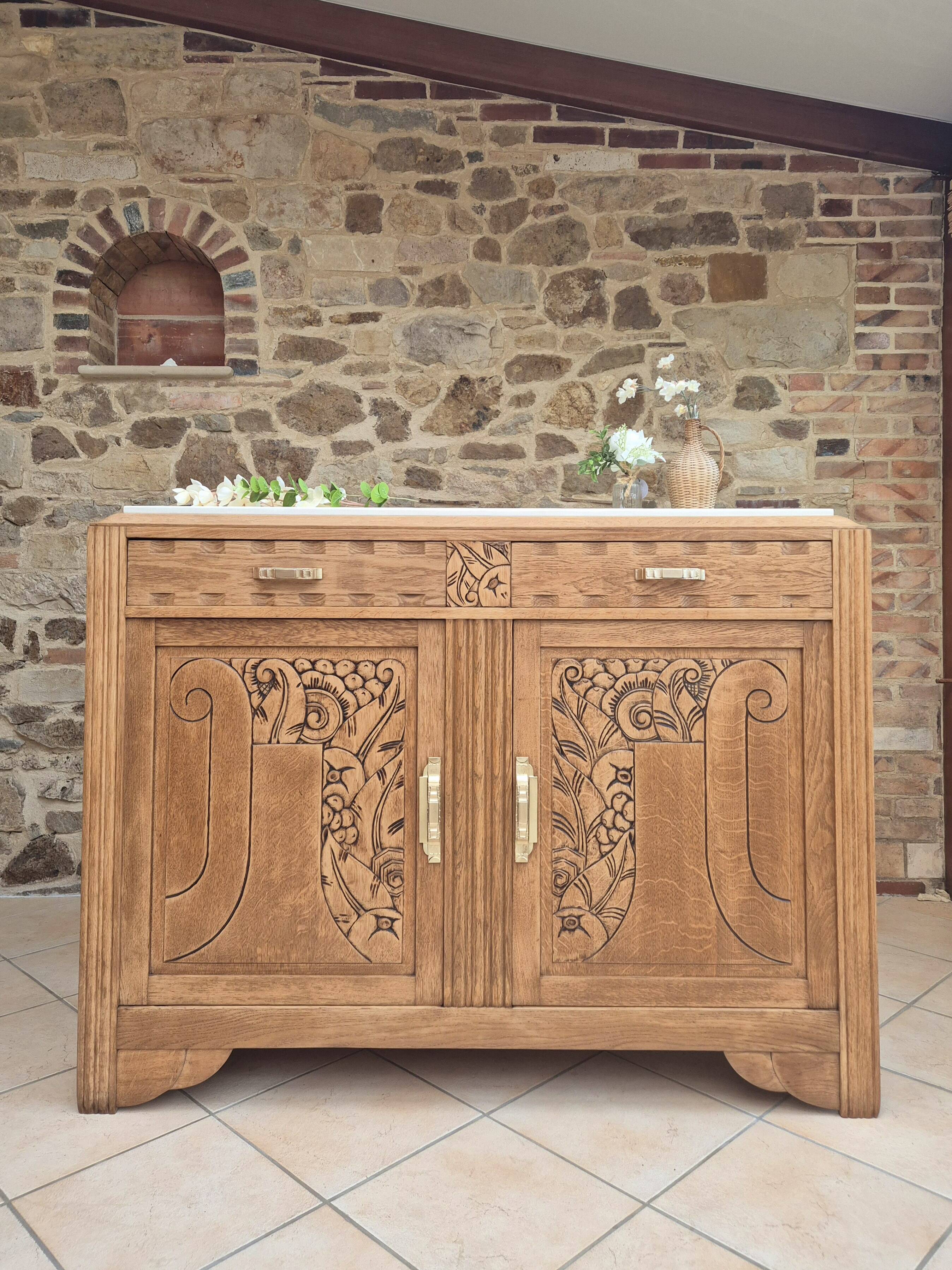 Buffet parisien art déco