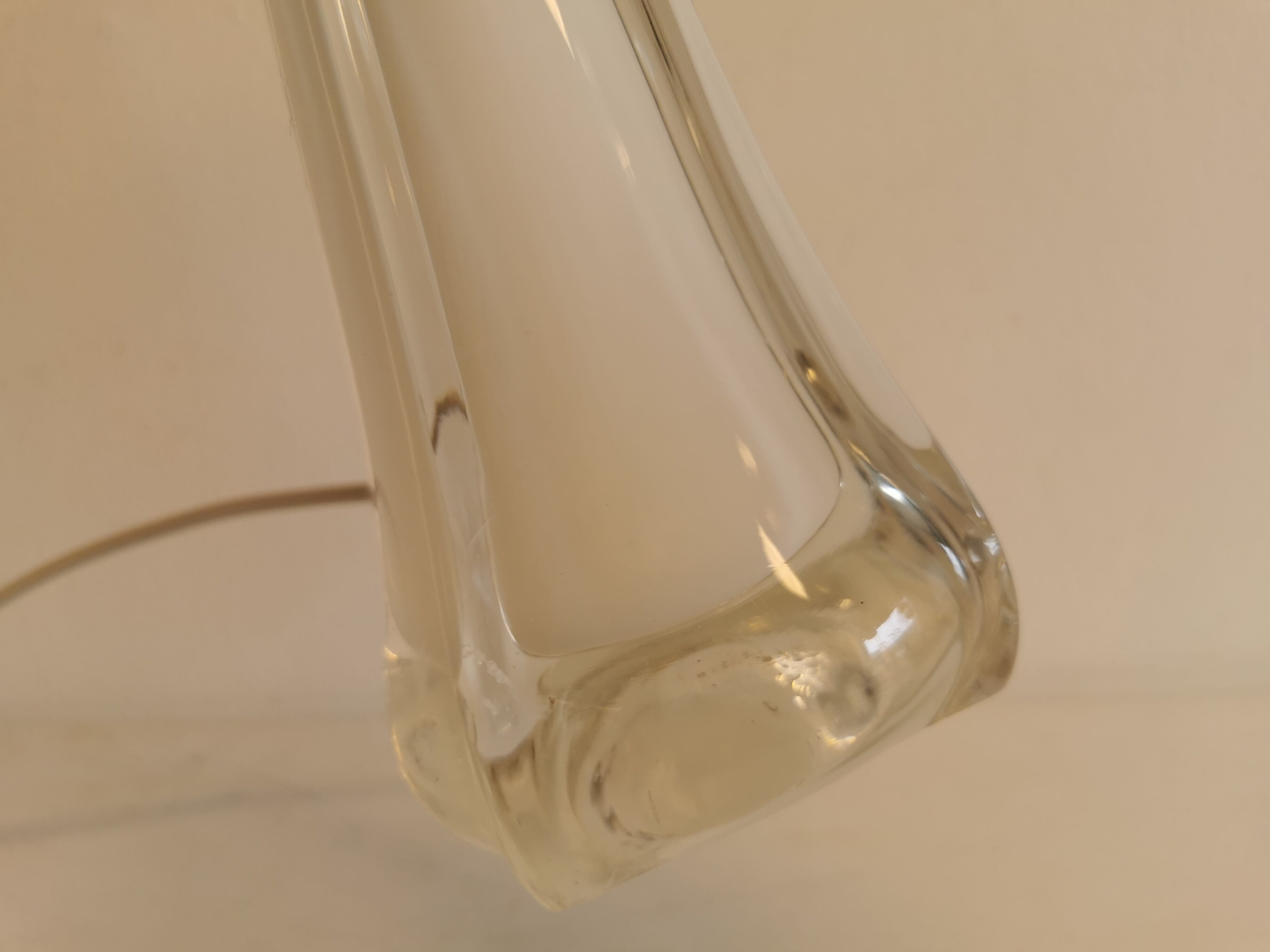 Pied de lampe avec plusieurs couches de verre
