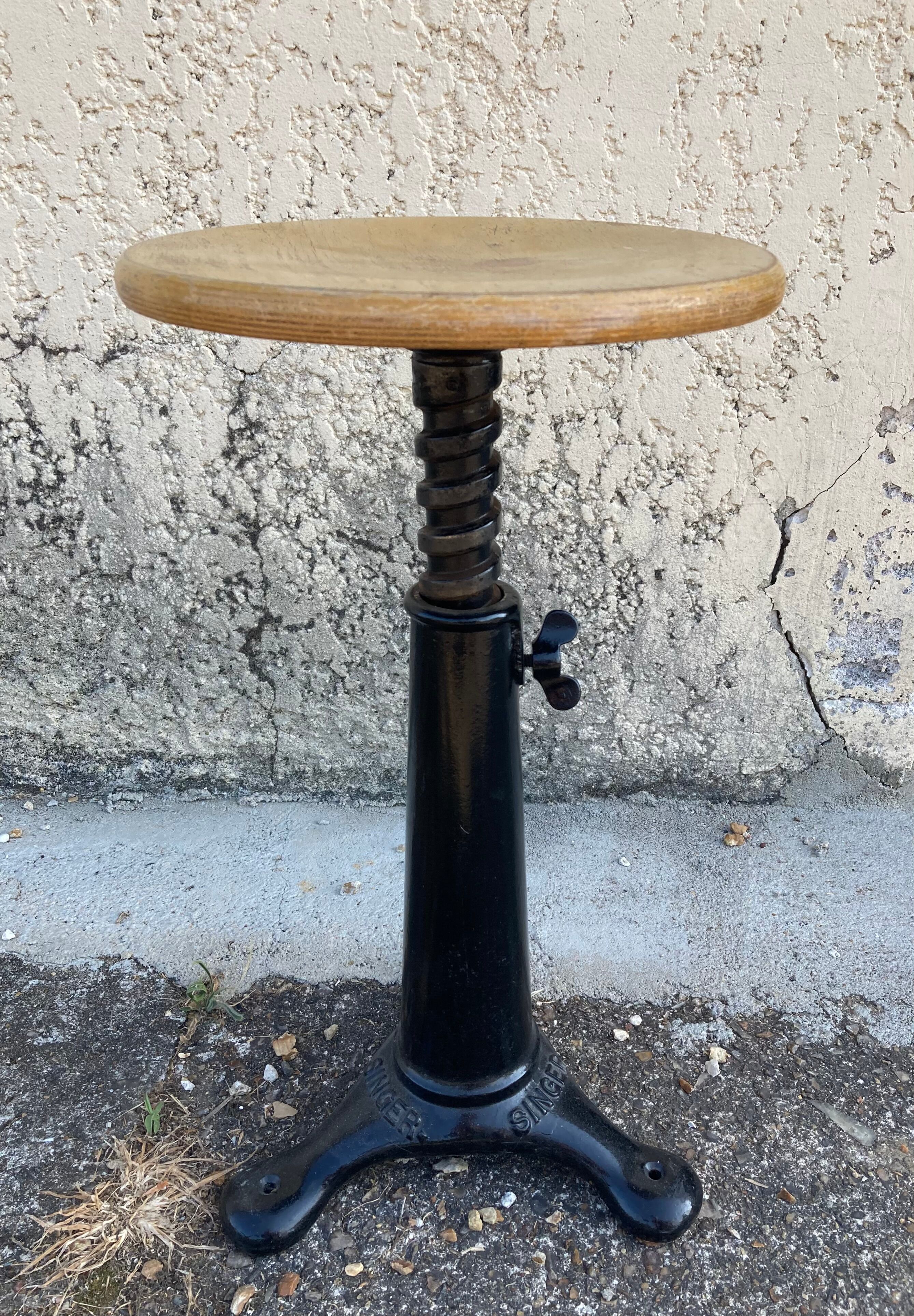 Singer stool