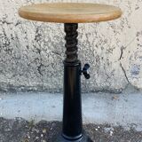 Singer stool