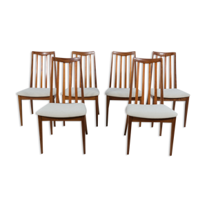 6 chaises par Leslie