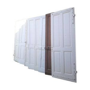 suite de 9 portes haussmanniennes
